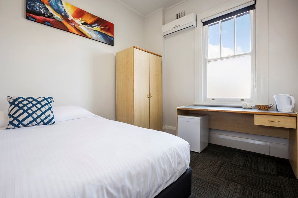 Melton Hotel Auburn ซิดนีย์ ภายนอก รูปภาพ