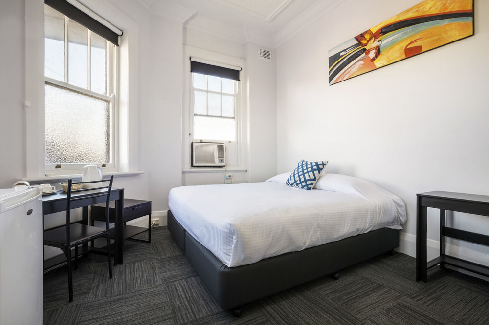 Melton Hotel Auburn ซิดนีย์ ภายนอก รูปภาพ