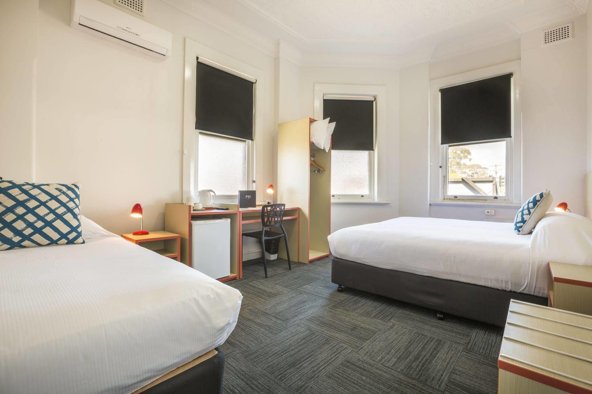Melton Hotel Auburn ซิดนีย์ ภายนอก รูปภาพ