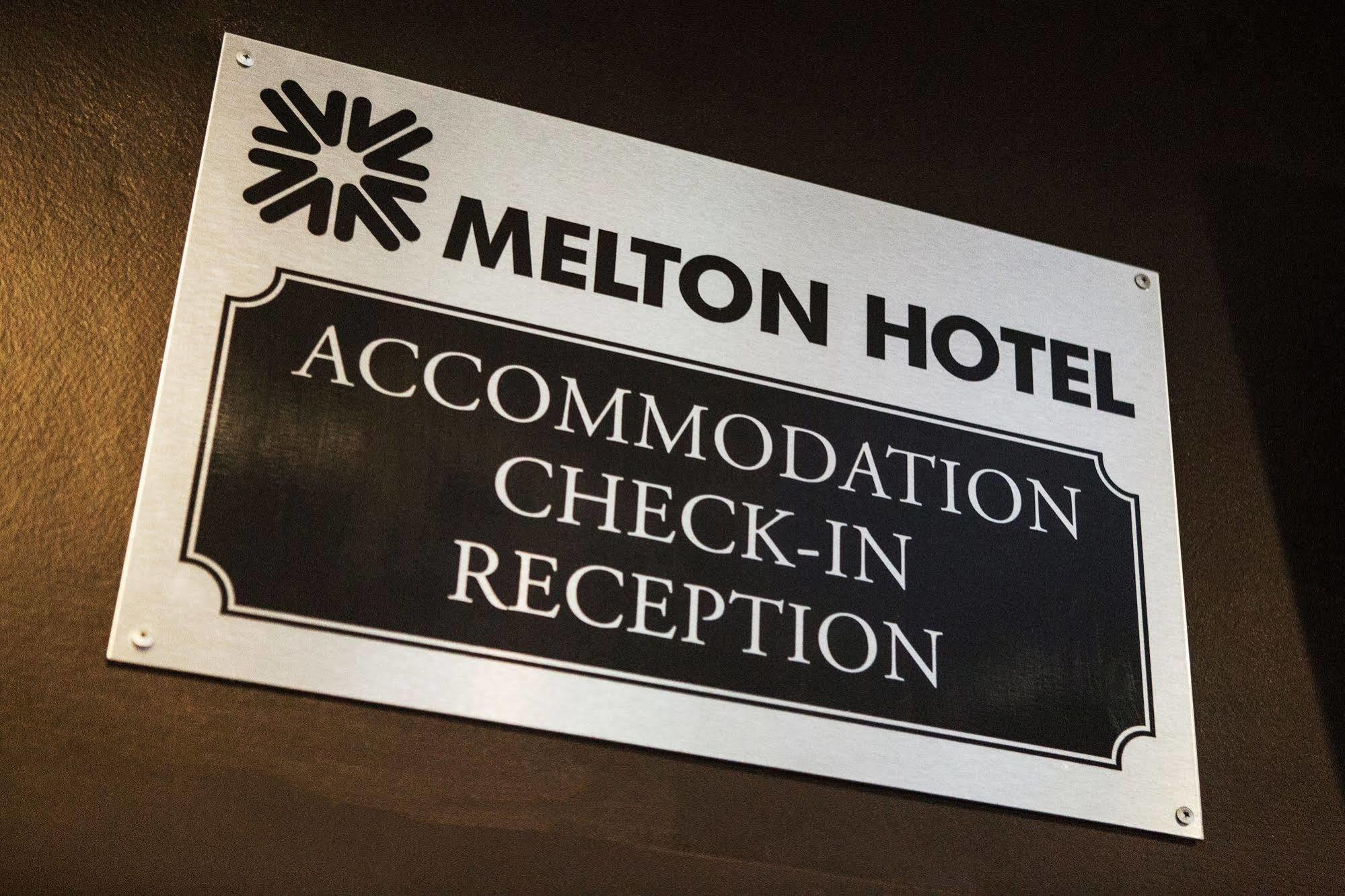 Melton Hotel Auburn ซิดนีย์ ภายนอก รูปภาพ